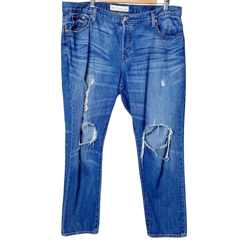 Gap 1969 Super Distressed Medium Wash Relaxed Boyfriend Jeans Women’s Size 33